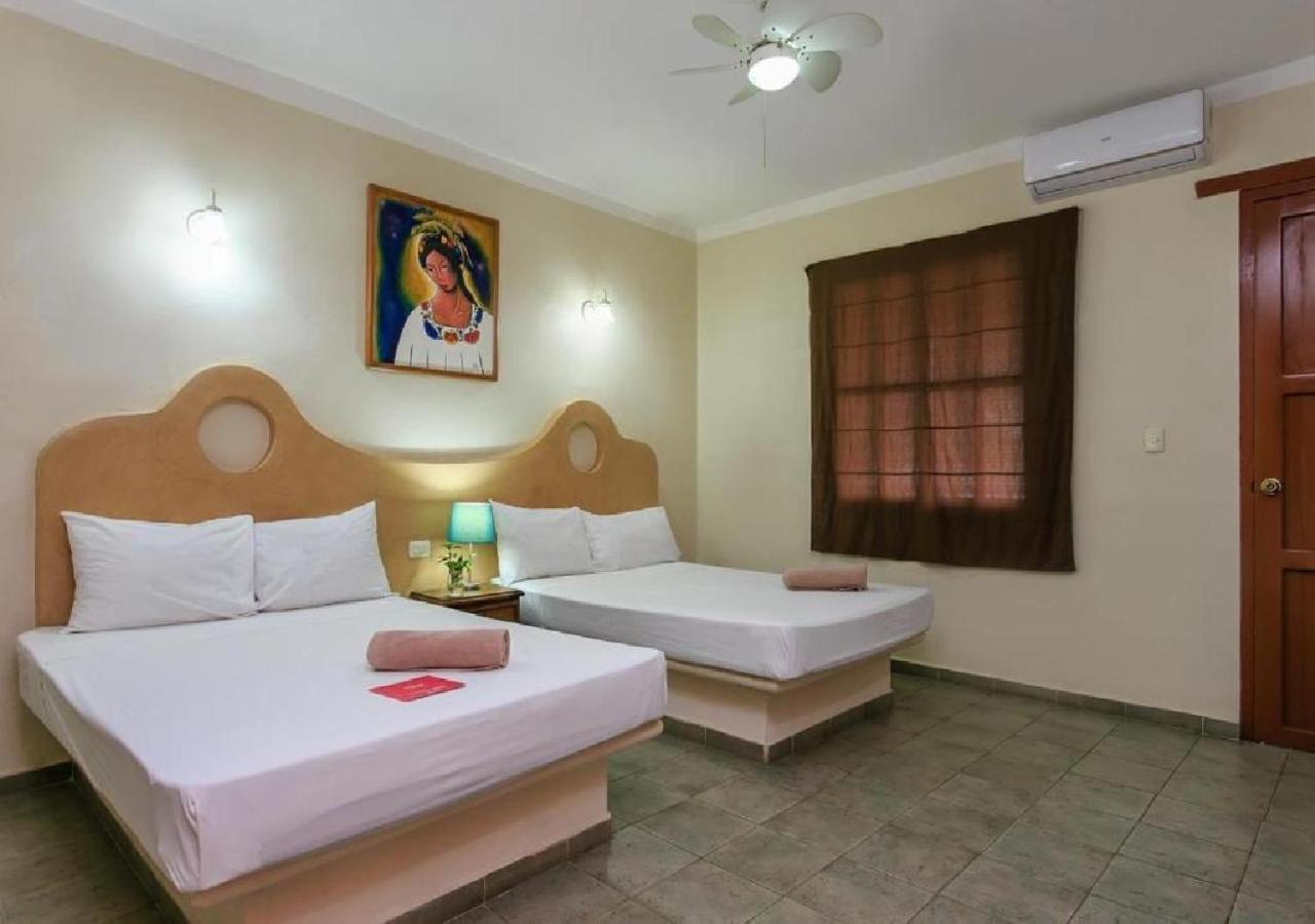 Esduma Iguanas Hotel Playa Del Carmen Ngoại thất bức ảnh