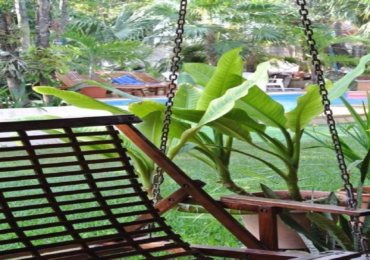 Esduma Iguanas Hotel Playa Del Carmen Ngoại thất bức ảnh